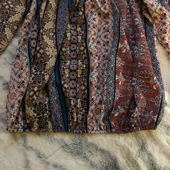 Off shoulder top - Picture 4 of 5